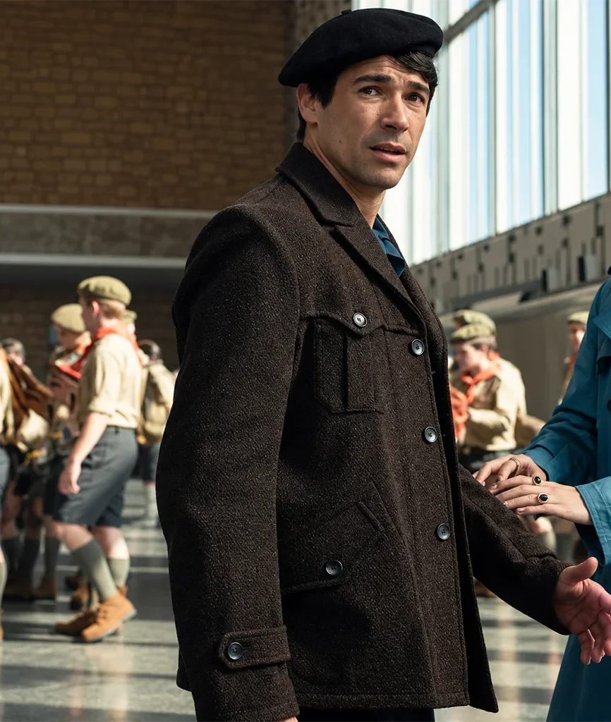 A Man of Action Juan José Ballesta Brown Wool Coat
