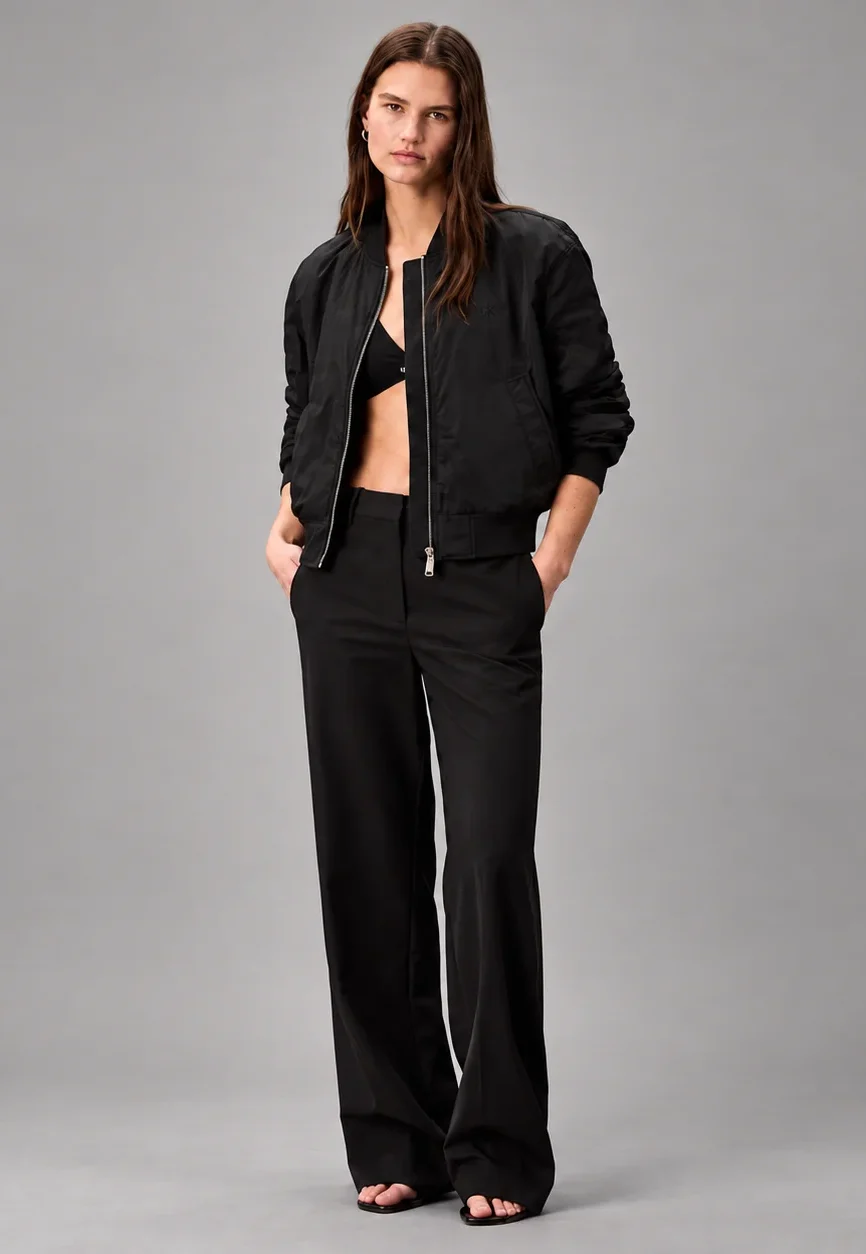 Calvin Klein Womens Lightly Padded Nylon Bomber Jacket