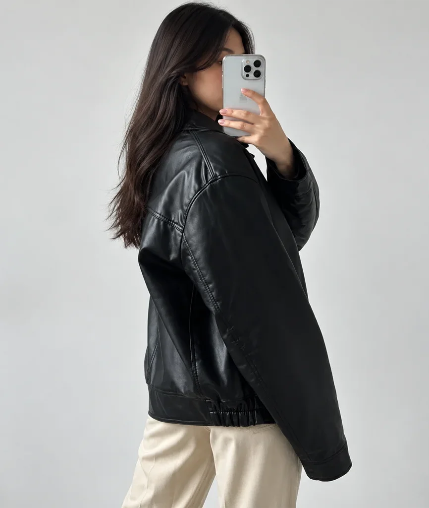 Women’s Oversized 90s-Style Black Leather Bomber Jacket
